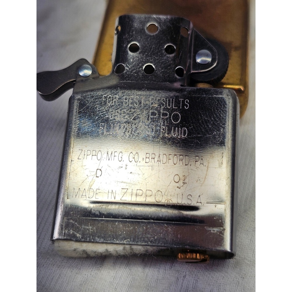 Vintage 2001 Zippo Lighter Solid Brass  Soaring‎ Eagle - Picture 6 of 7